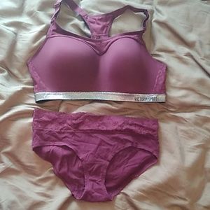 Victoria's secret sports bra (38c)and underwear(L)